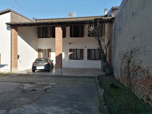 casa indipendente in vendita a Camisano