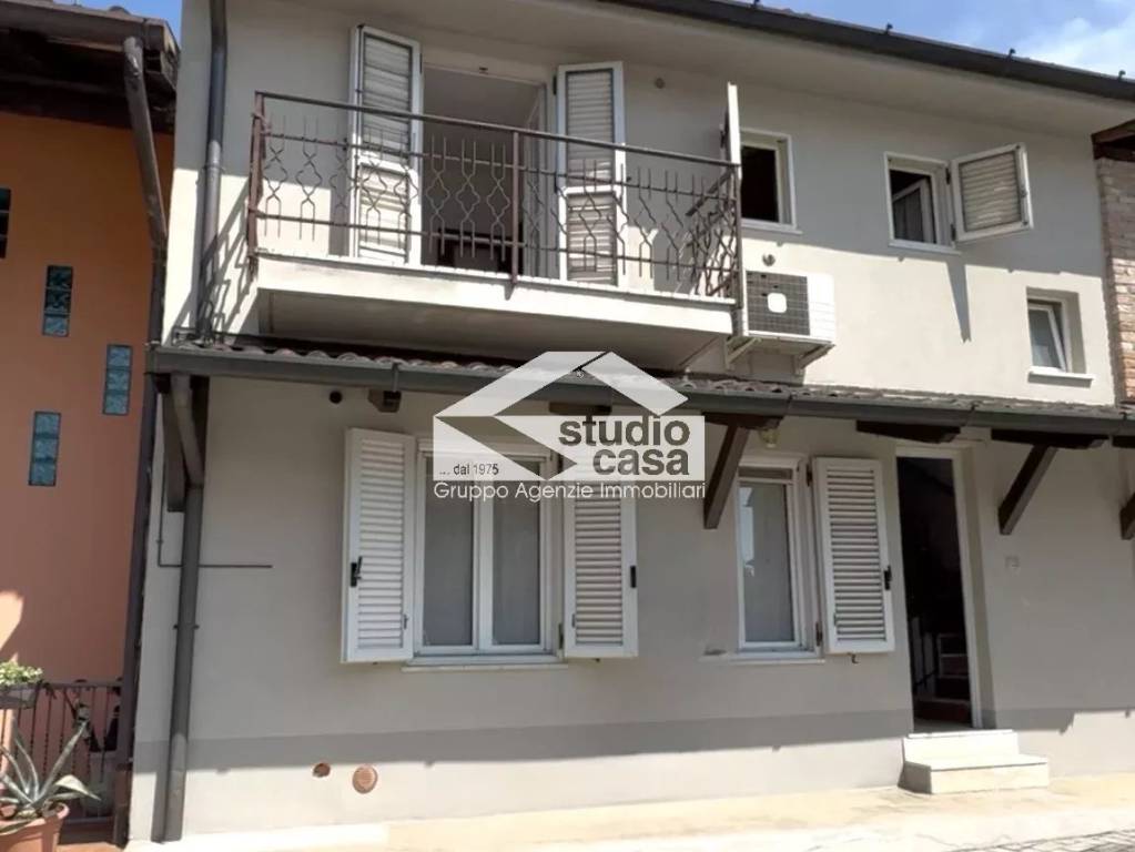 casa indipendente in vendita a Camisano