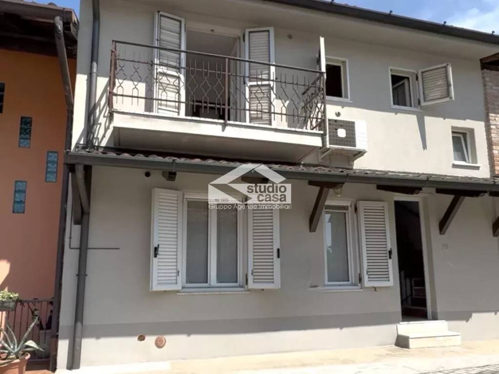casa indipendente in vendita a Camisano