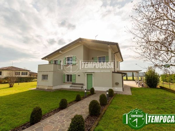 casa indipendente in vendita a Campagnola Cremasca