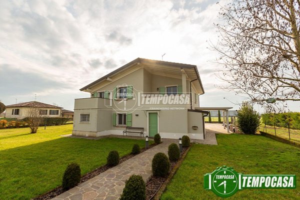 casa indipendente in vendita a Campagnola Cremasca