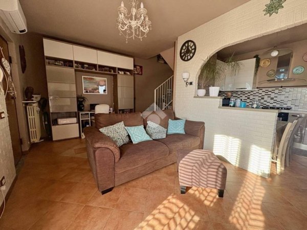 casa indipendente in vendita a Capergnanica in zona Passarera