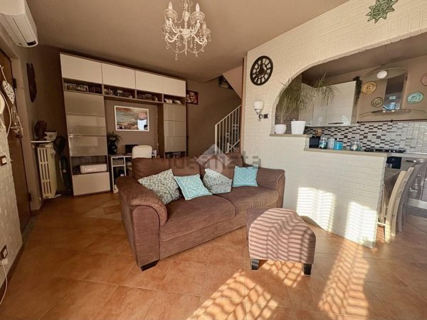 casa indipendente in vendita a Capergnanica in zona Passarera