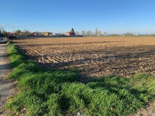 terreno agricolo in vendita a Capergnanica