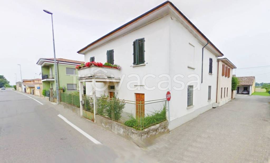 appartamento in vendita a Capergnanica