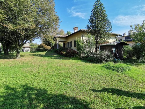 appartamento in vendita a Capergnanica