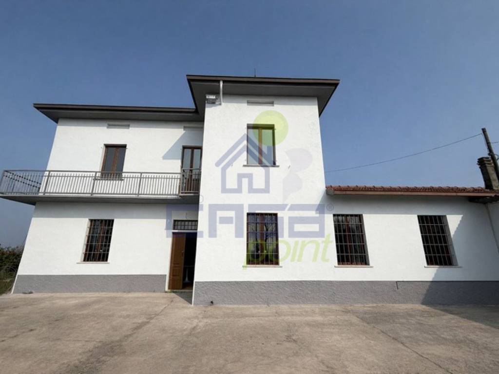 casa indipendente in vendita a Cappella de' Picenardi