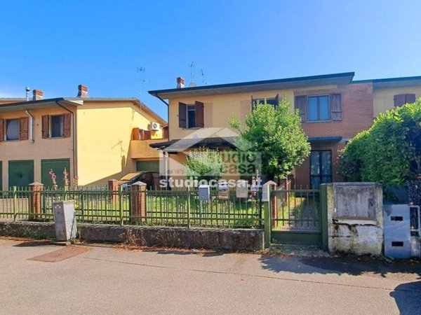 appartamento in vendita a Capralba