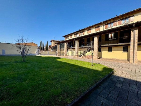 appartamento in vendita a Capralba