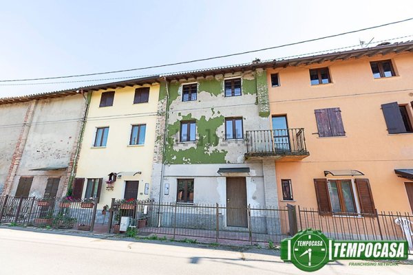 appartamento in vendita a Capralba in zona Farinate