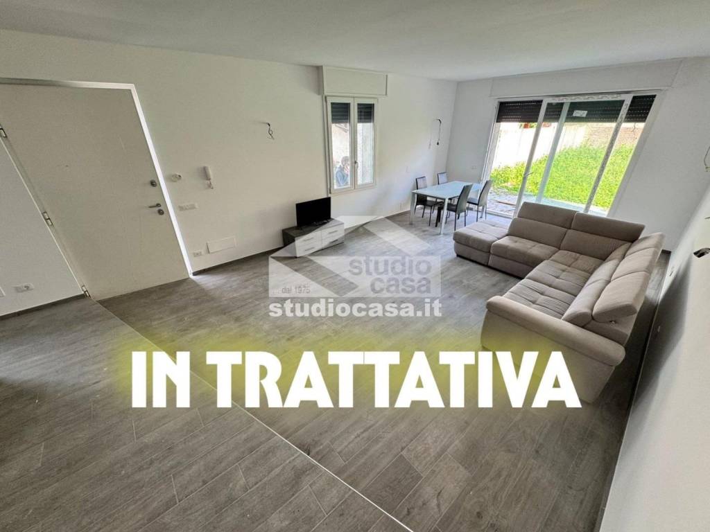 casa indipendente in vendita a Capralba in zona Farinate