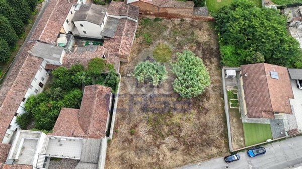 casa indipendente in vendita a Casalbuttano ed Uniti in zona San Vito
