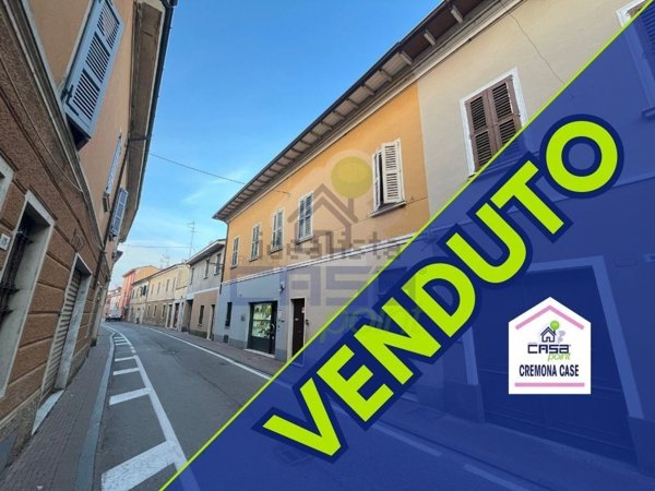 appartamento in vendita a Casalbuttano ed Uniti