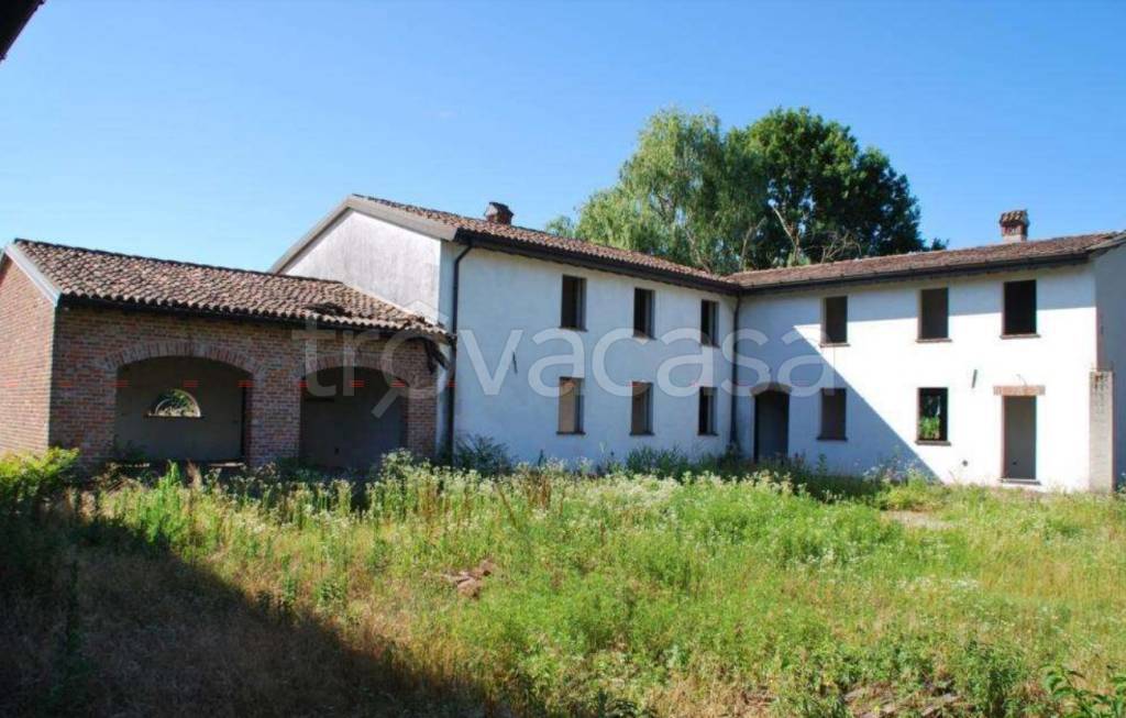 casale in vendita a Casalbuttano ed Uniti