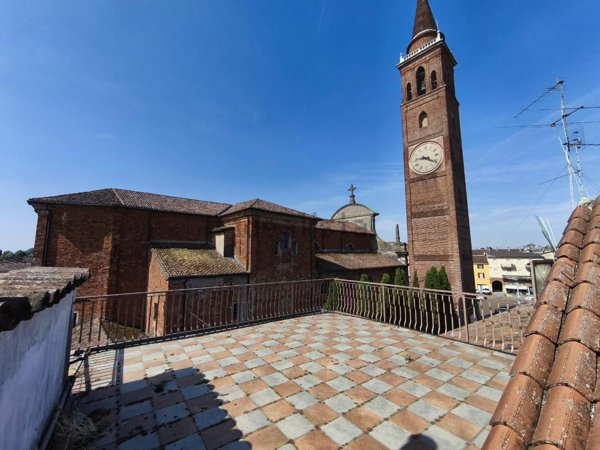 casa indipendente in vendita a Casalbuttano ed Uniti