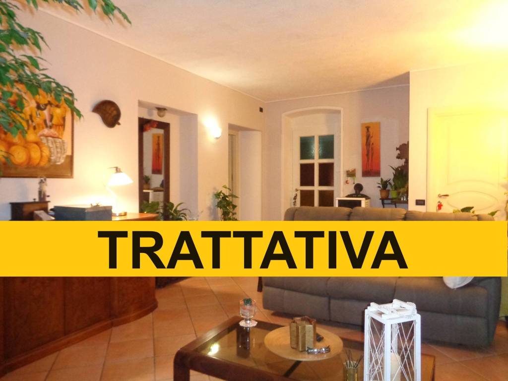 appartamento in vendita a Casalbuttano ed Uniti