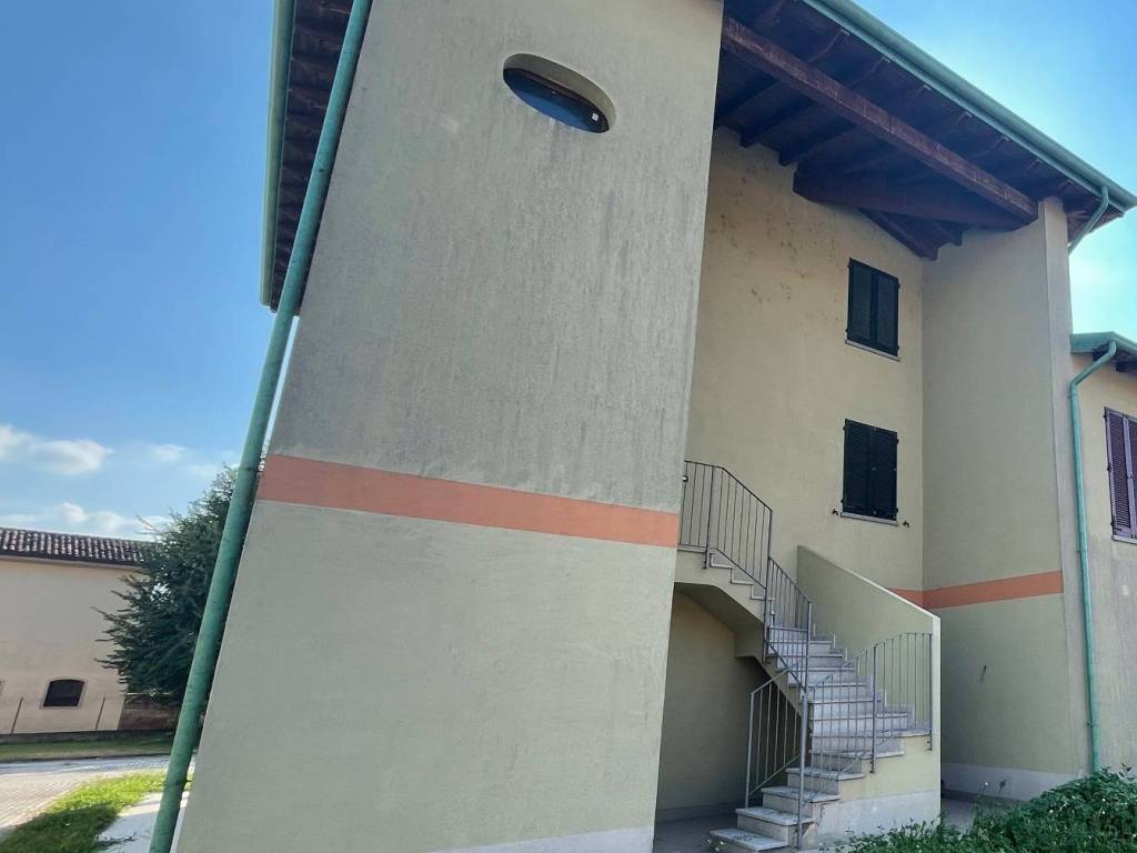 appartamento in vendita a Casalbuttano ed Uniti in zona San Vito