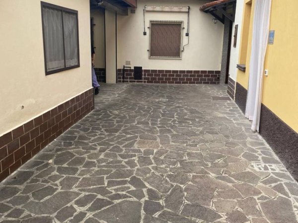 casa indipendente in vendita a Casalbuttano ed Uniti