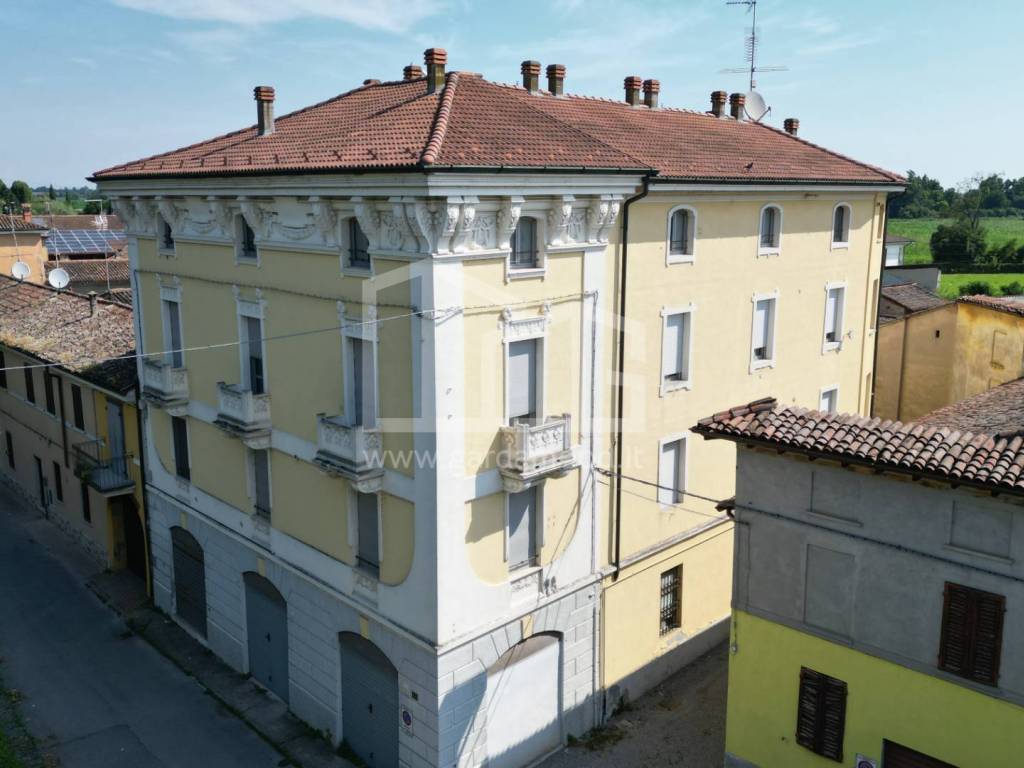 appartamento in vendita a Casalbuttano ed Uniti