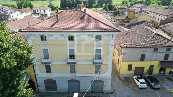 appartamento in vendita a Casalbuttano ed Uniti