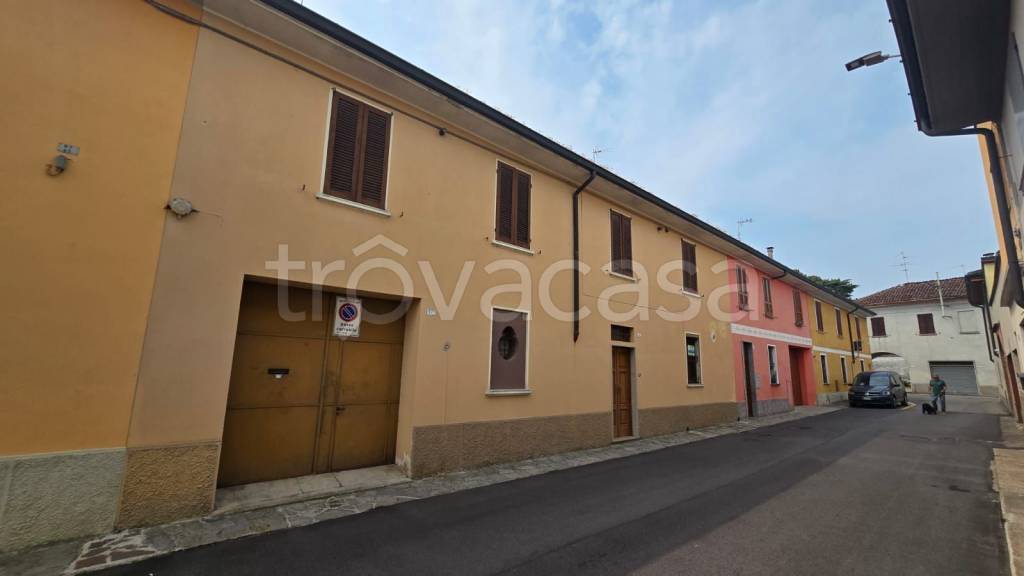 casa indipendente in vendita a Casalbuttano ed Uniti