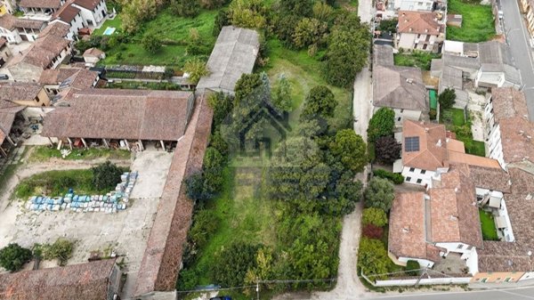 terreno edificabile in vendita a Casalbuttano ed Uniti