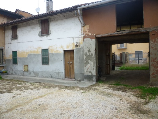 casa indipendente in vendita a Casalbuttano ed Uniti