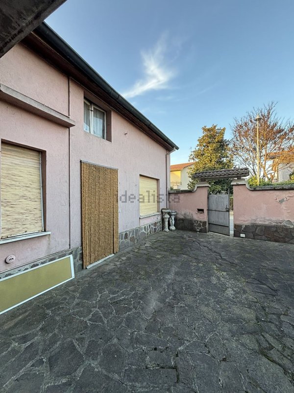 casa indipendente in vendita a Casalbuttano ed Uniti in zona San Vito