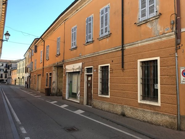 appartamento in vendita a Casalbuttano ed Uniti in zona San Vito