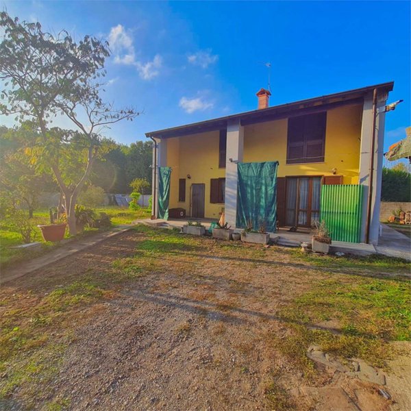 casa indipendente in vendita a Casale Cremasco-Vidolasco