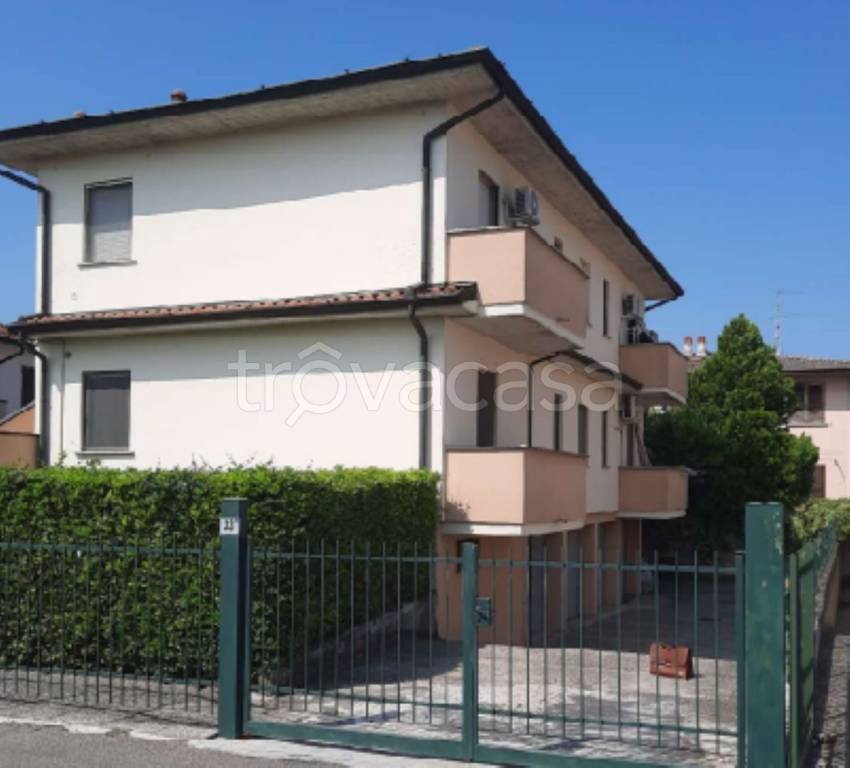 appartamento in vendita a Casale Cremasco-Vidolasco in zona Casale Cremasco