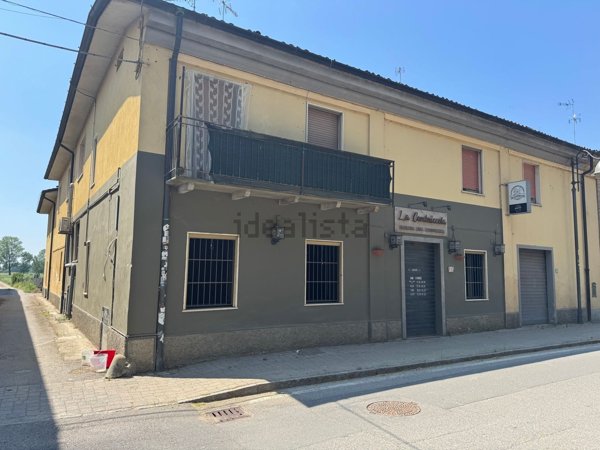 casa indipendente in vendita a Casale Cremasco-Vidolasco in zona Casale Cremasco