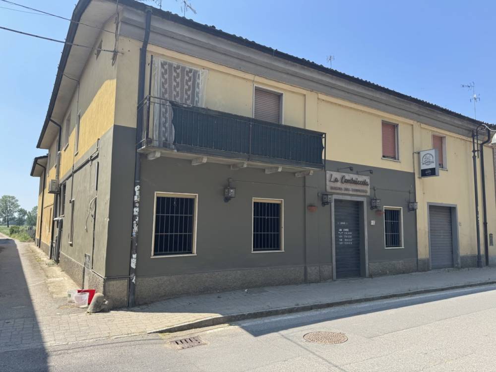 casa indipendente in vendita a Casale Cremasco-Vidolasco in zona Casale Cremasco