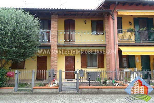 casa indipendente in vendita a Casale Cremasco-Vidolasco in zona Casale Cremasco