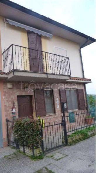 casa indipendente in vendita a Casale Cremasco-Vidolasco