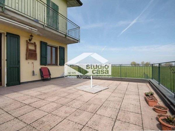 appartamento in vendita a Casale Cremasco-Vidolasco in zona Casale Cremasco