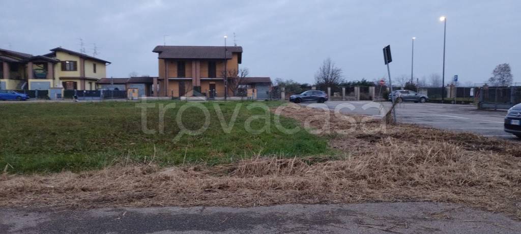 ufficio in vendita a Casale Cremasco-Vidolasco in zona Vidolasco