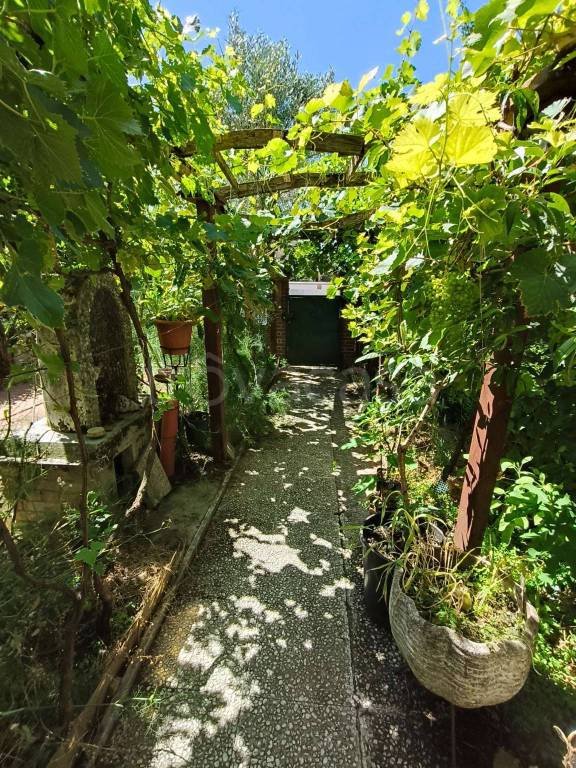 casa indipendente in vendita a Casale Cremasco-Vidolasco in zona Vidolasco