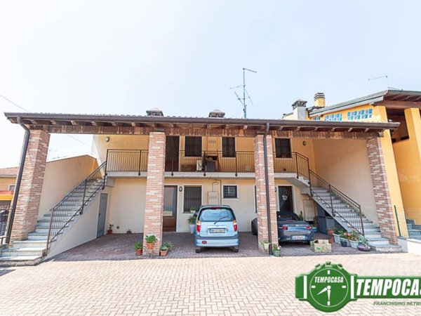 appartamento in vendita a Casale Cremasco-Vidolasco in zona Casale Cremasco