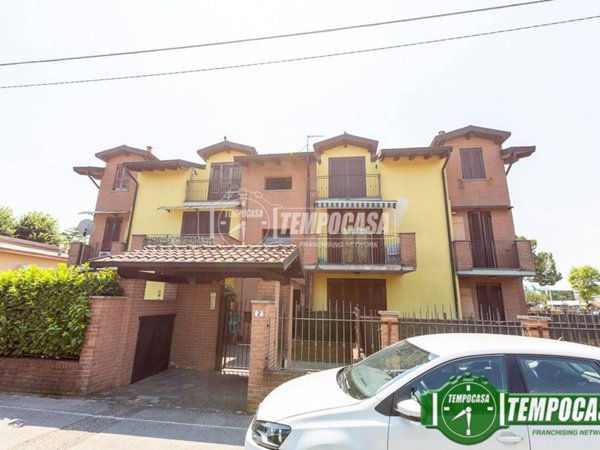 appartamento in vendita a Casale Cremasco-Vidolasco in zona Casale Cremasco