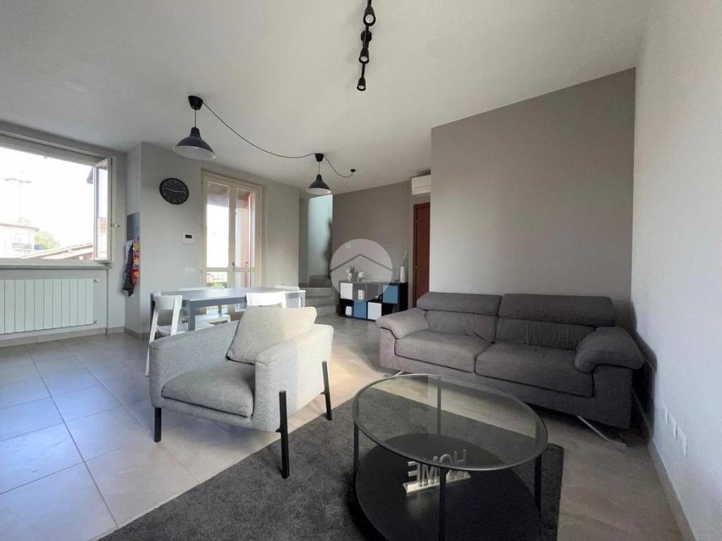 casa indipendente in vendita a Casale Cremasco-Vidolasco in zona Casale Cremasco