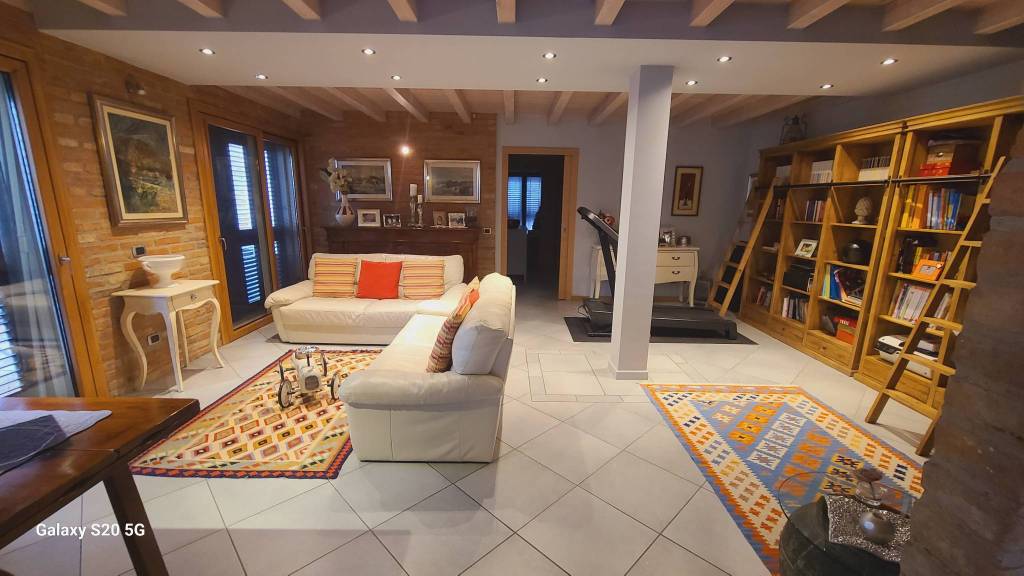 casa indipendente in vendita a Casaletto Ceredano