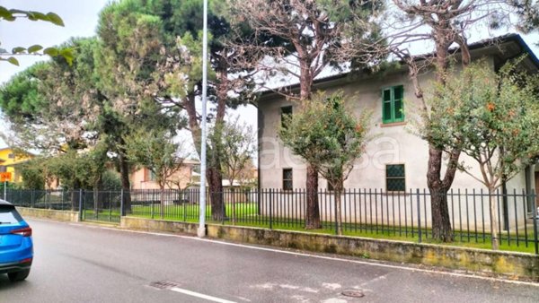 casa indipendente in vendita a Casaletto Ceredano