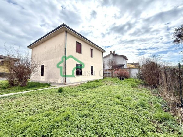 appartamento in vendita a Casaletto Ceredano