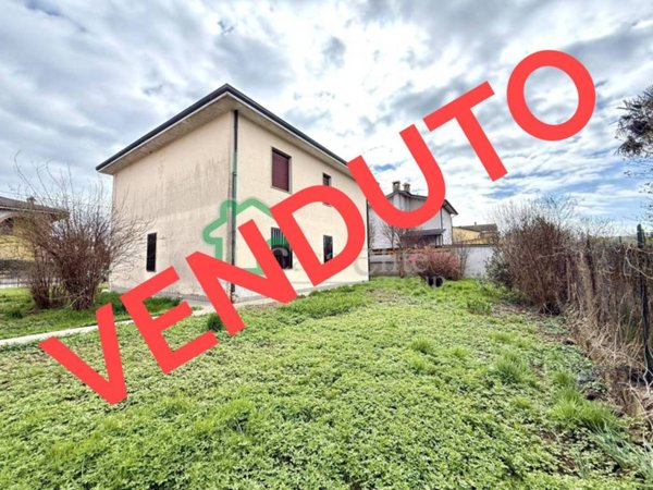 appartamento in vendita a Casaletto Ceredano