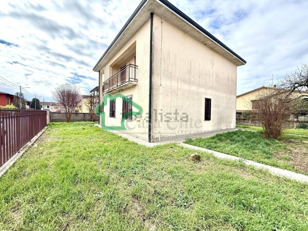 appartamento in vendita a Casaletto Ceredano