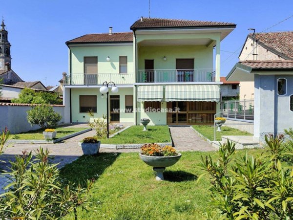 casa indipendente in vendita a Casaletto Ceredano