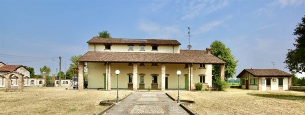 casa indipendente in vendita a Casaletto Ceredano
