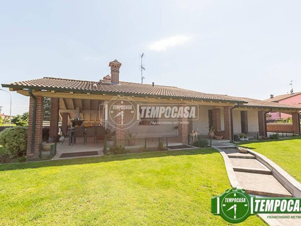 casa indipendente in vendita a Casaletto Ceredano