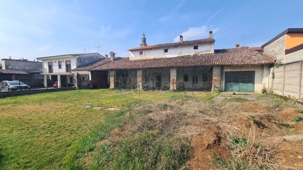 casale in vendita a Casaletto Ceredano